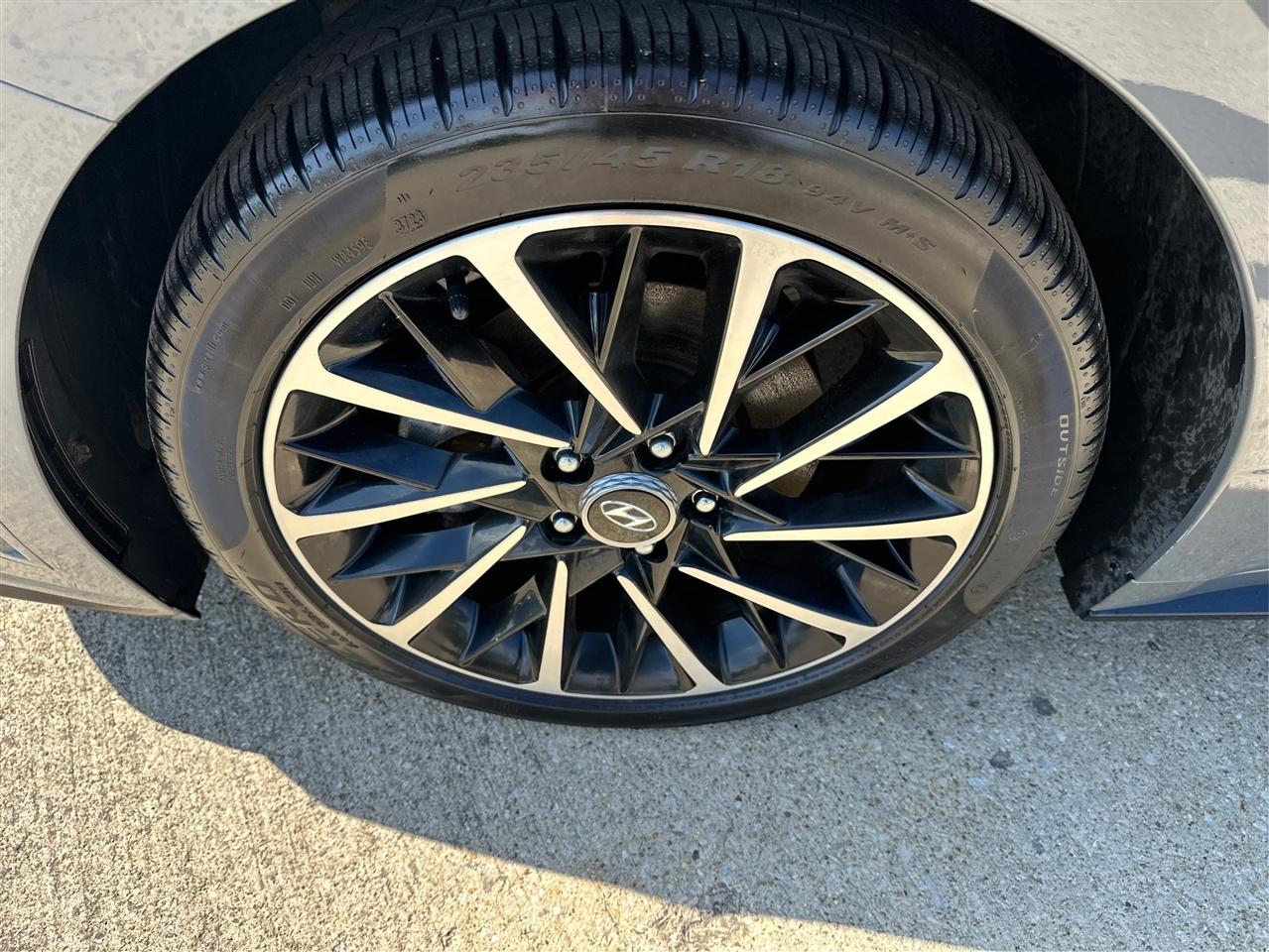 Hyundai Sonata  2020
