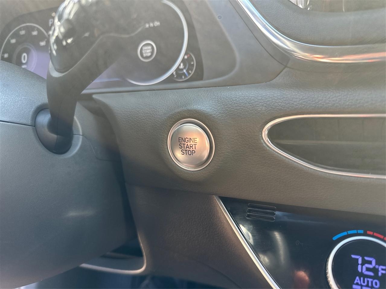 Hyundai Sonata  2020