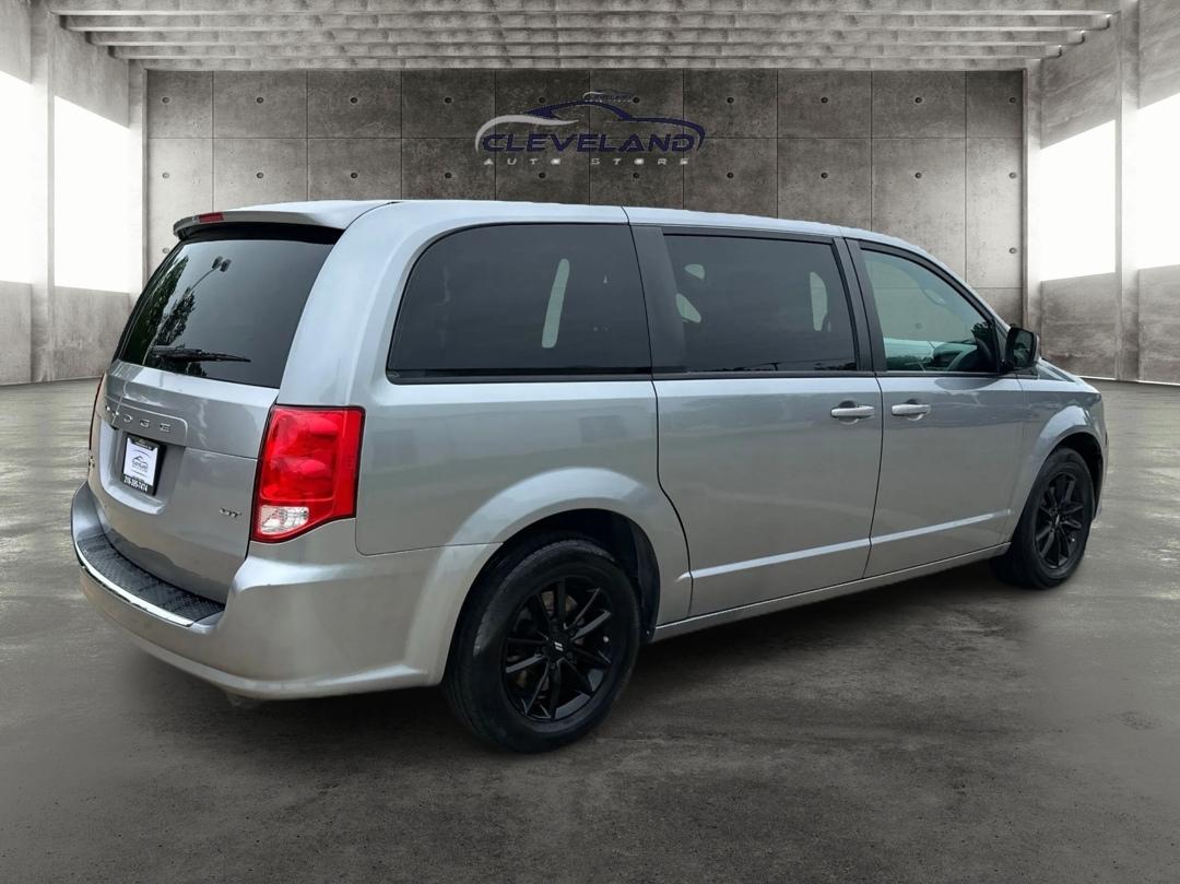 Dodge Grand Caravan  2020