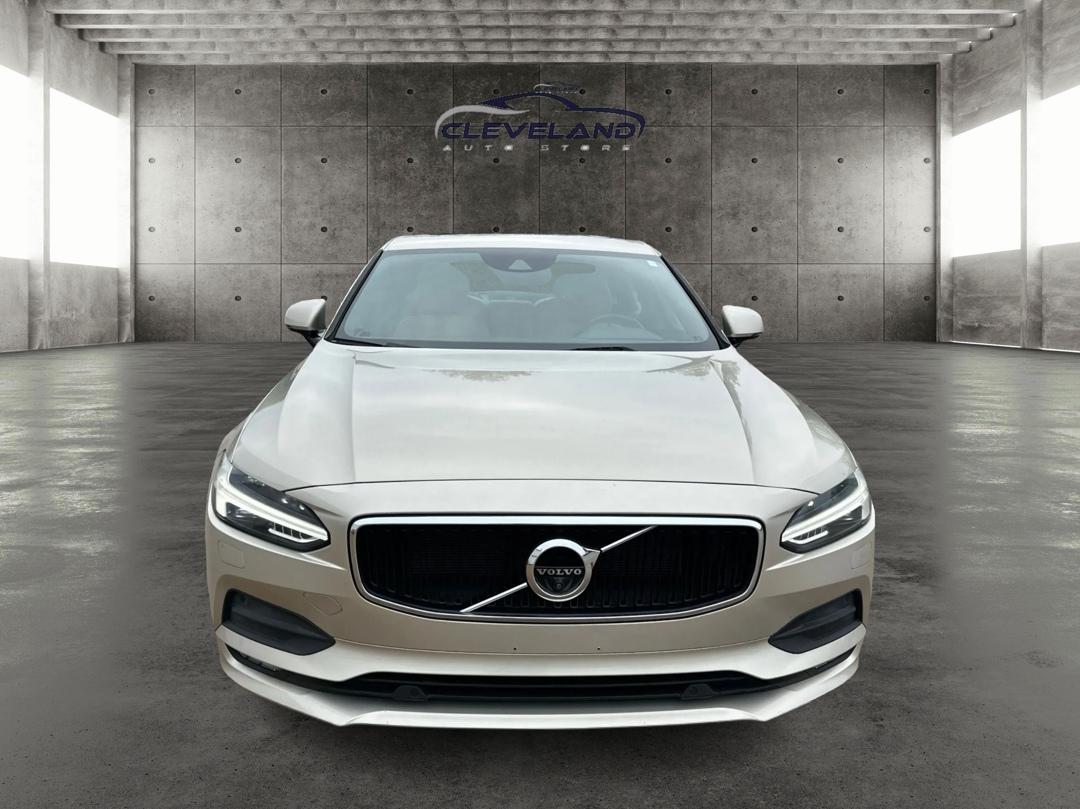 Volvo S90  2018