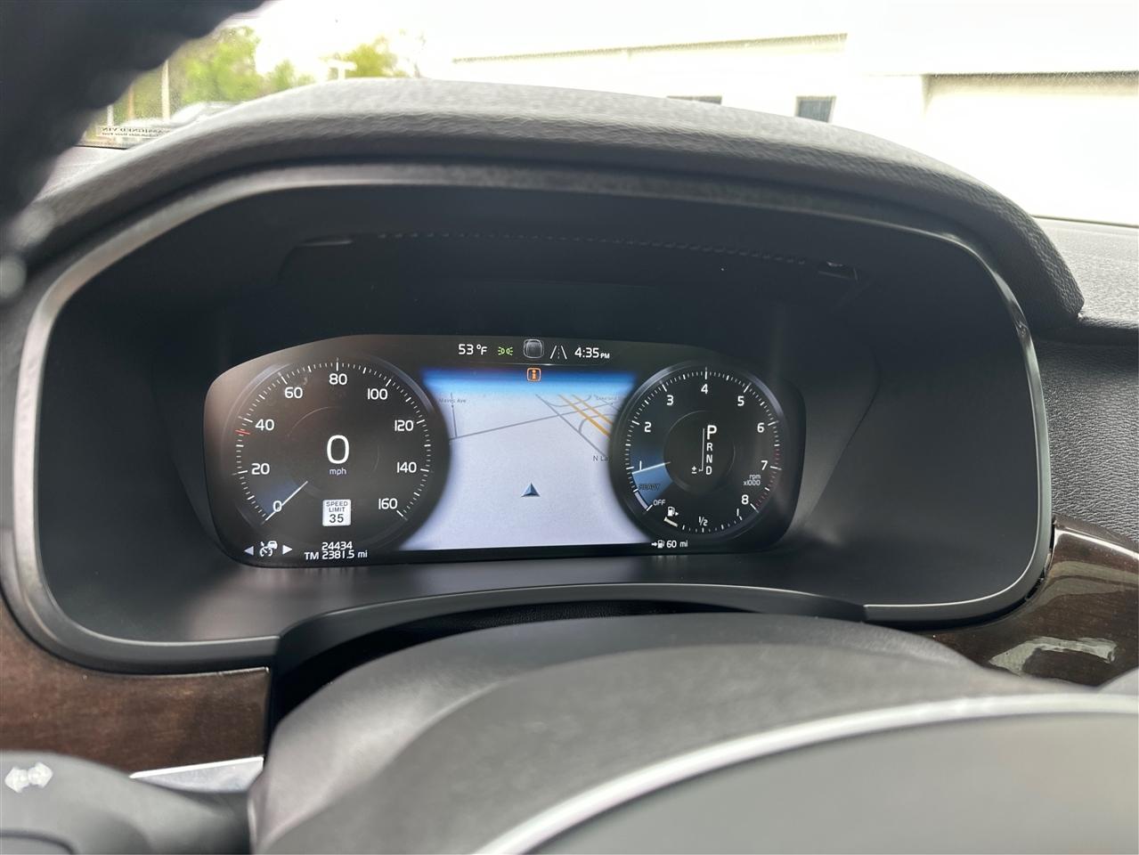Volvo S90  2018