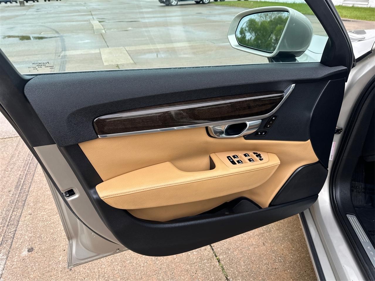 Volvo S90  2018