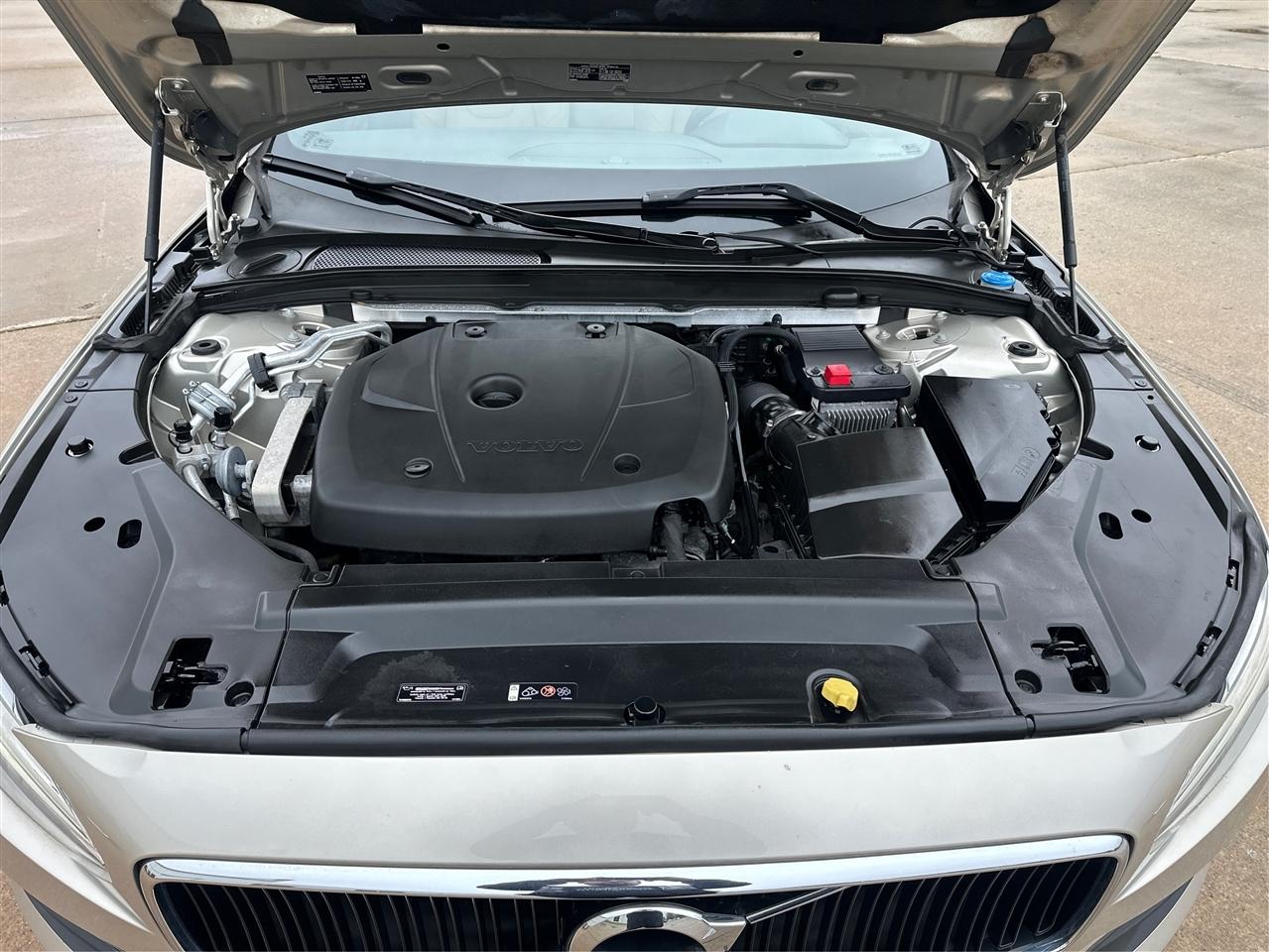 Volvo S90  2018