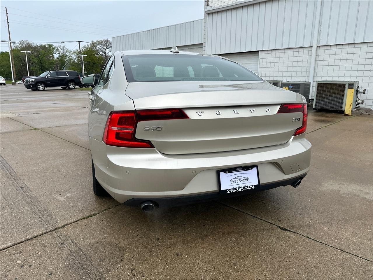 Volvo S90  2018