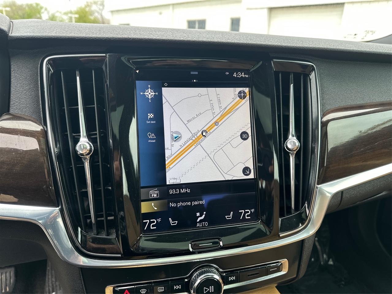 Volvo S90  2018