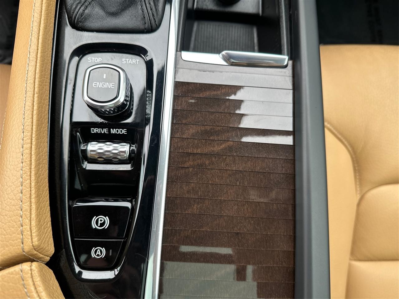 Volvo S90  2018