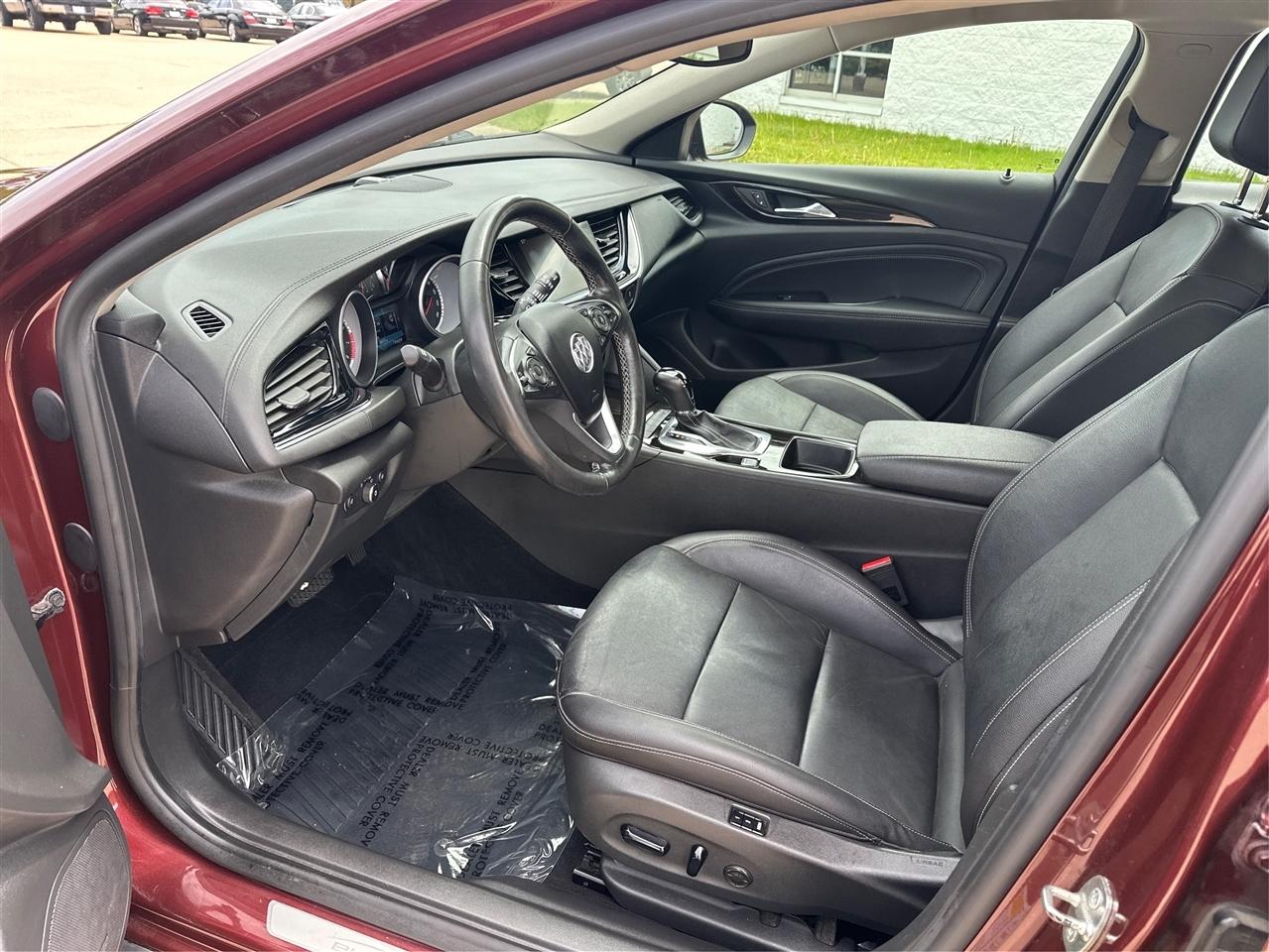 Buick Regal TourX  2018