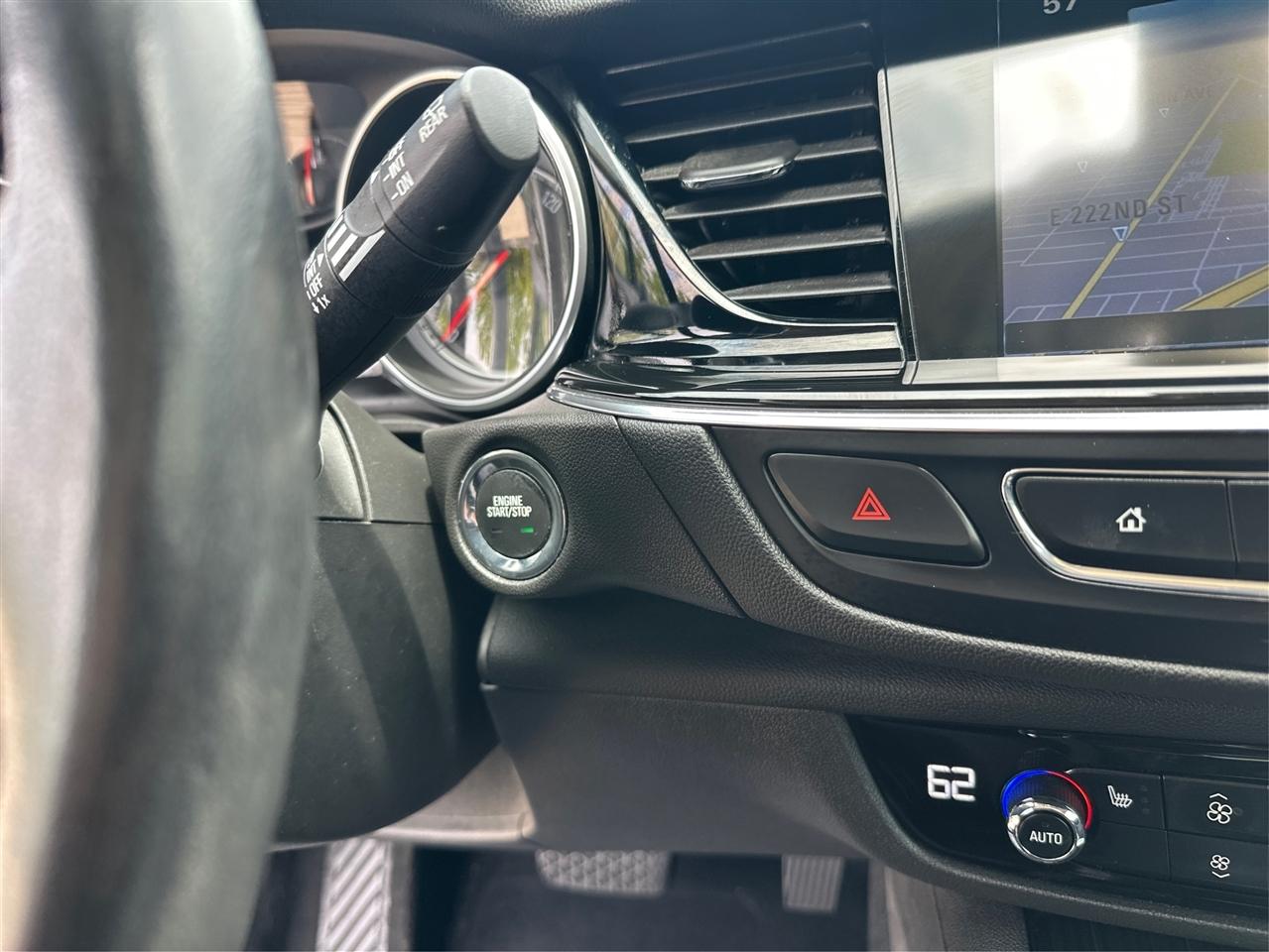 Buick Regal TourX  2018