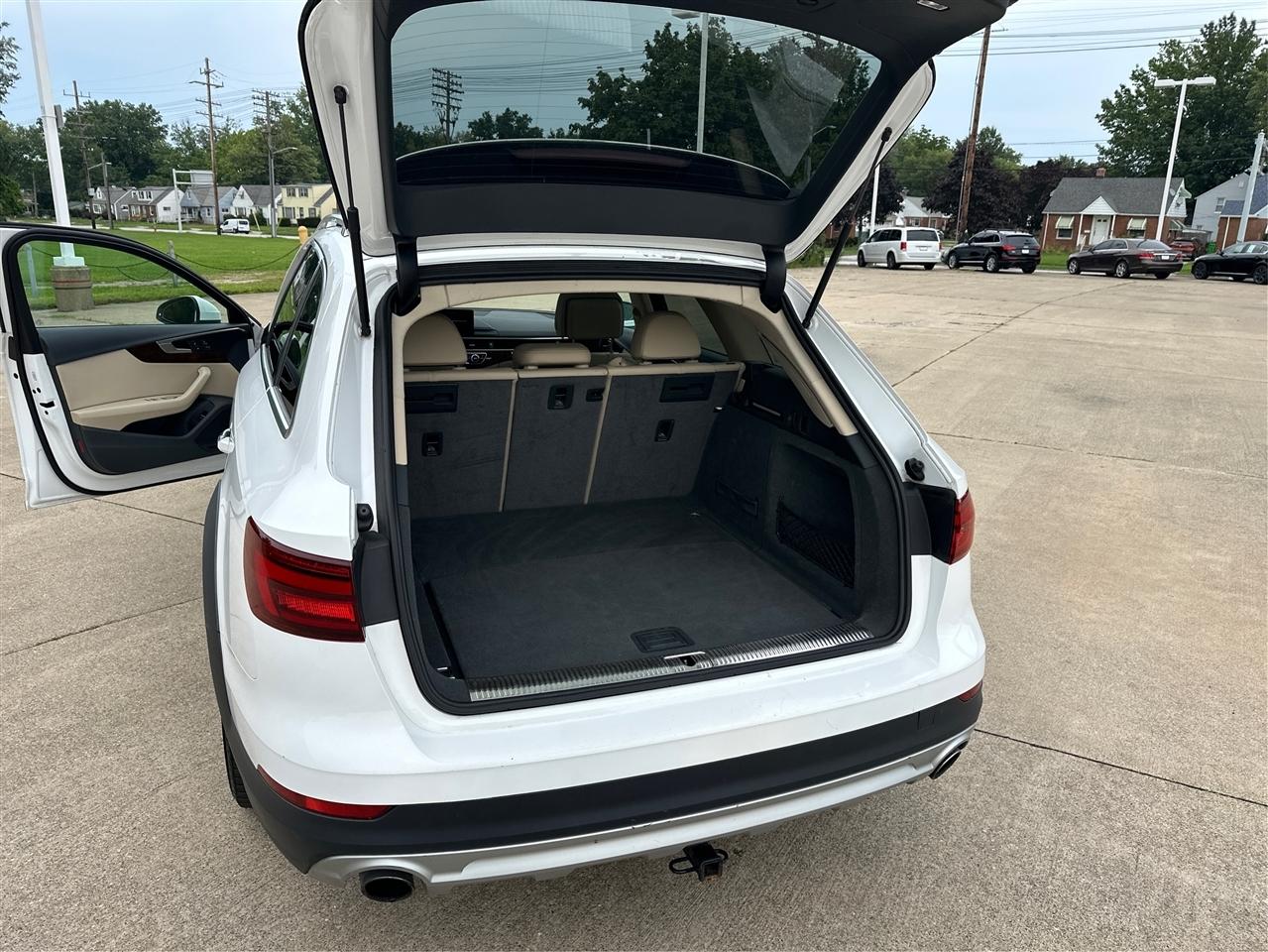 Audi allroad  2018