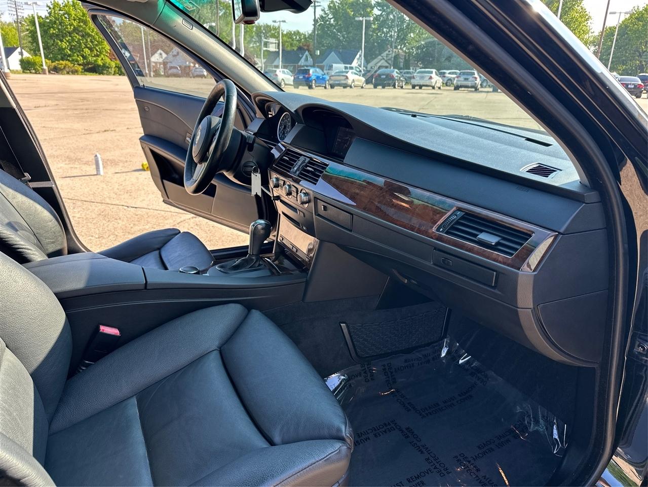 BMW 5-Series  2007