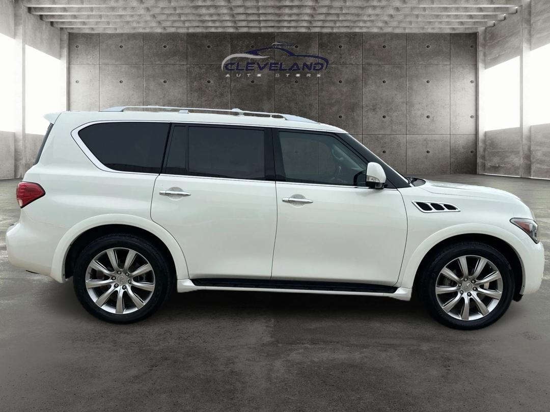Infiniti QX56  2012