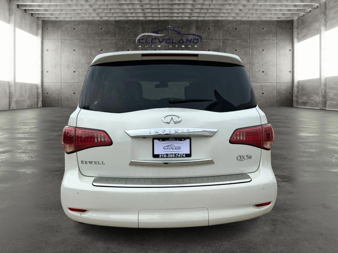 Infiniti QX56  2012