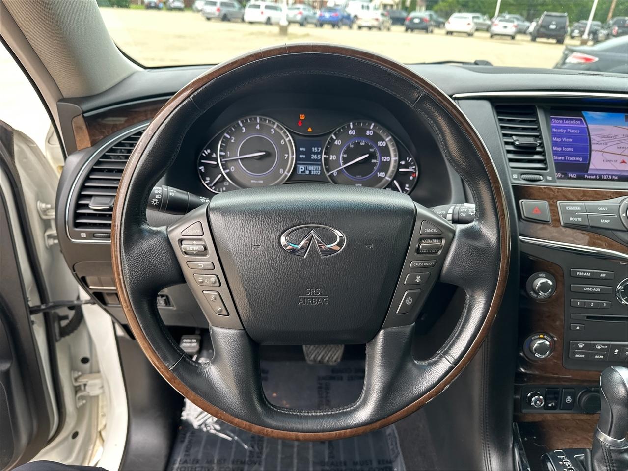 Infiniti QX56  2012