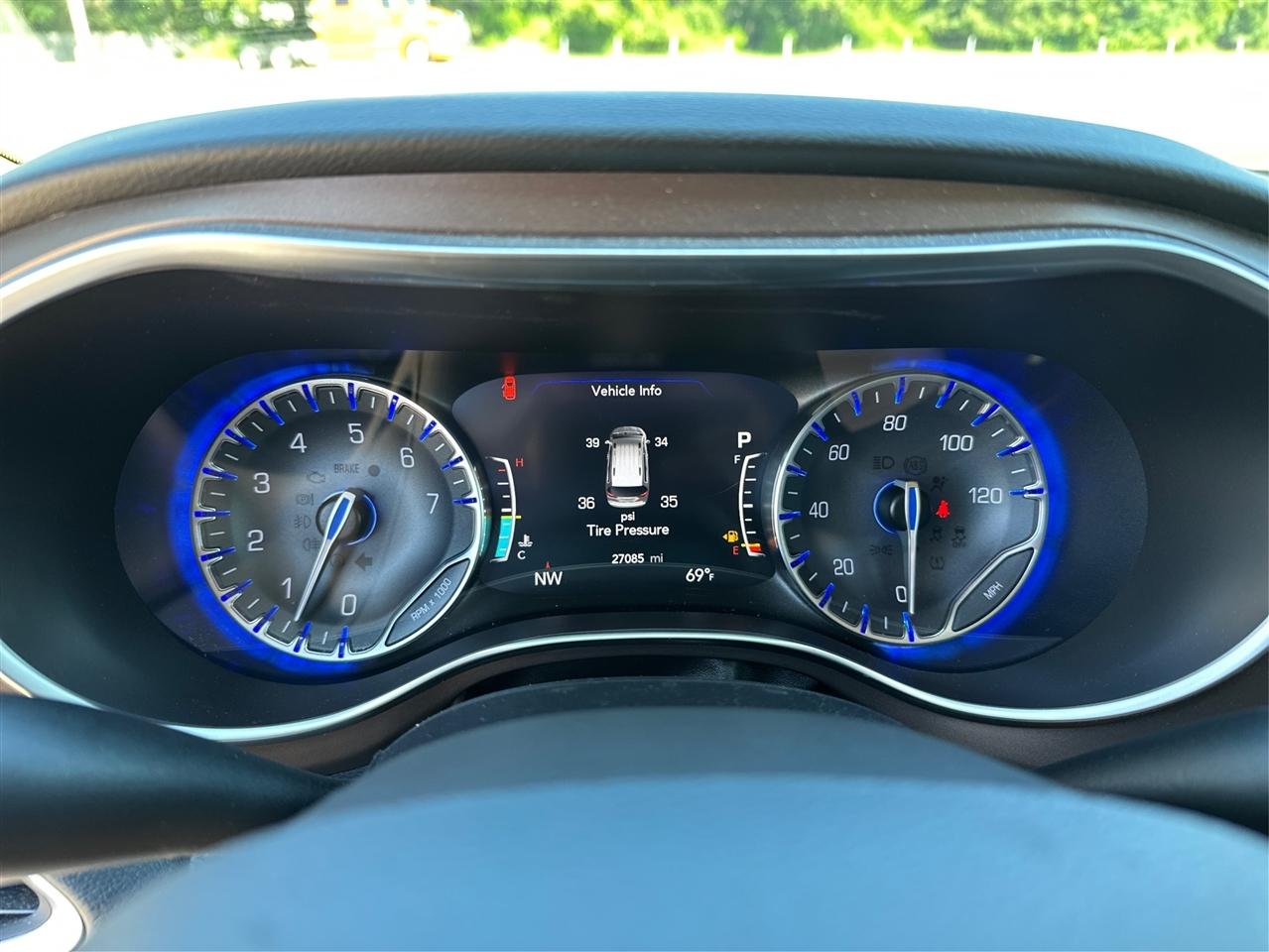 Chrysler Pacifica  2017