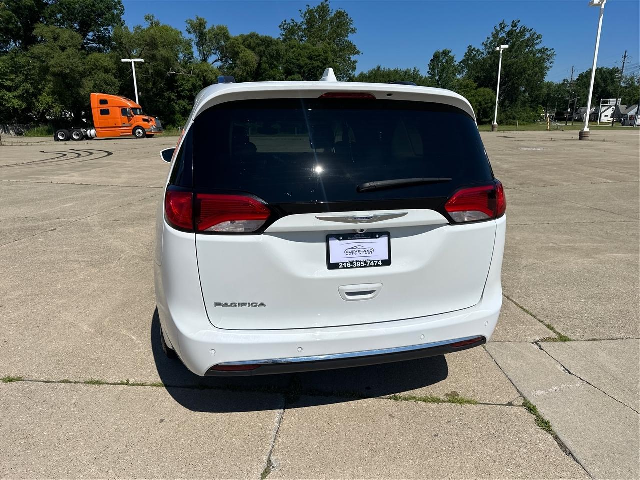 Chrysler Pacifica  2017