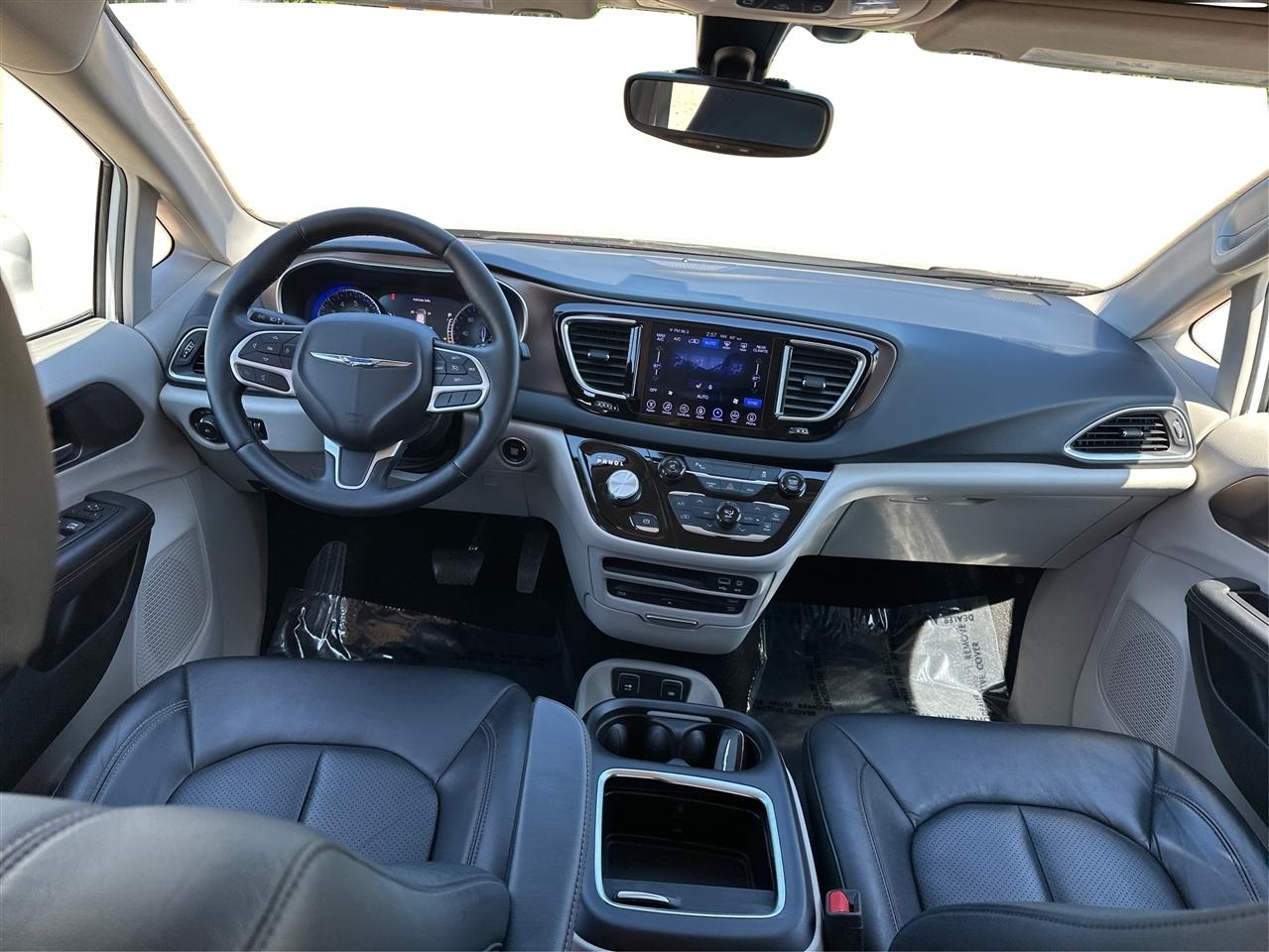 Chrysler Pacifica  2017