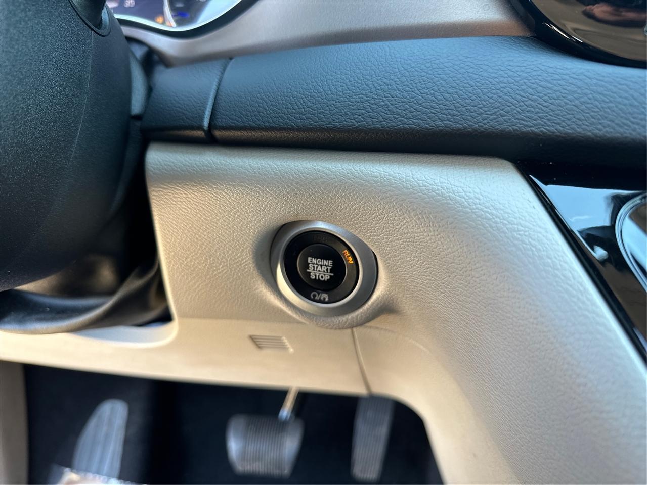 Chrysler Pacifica  2017