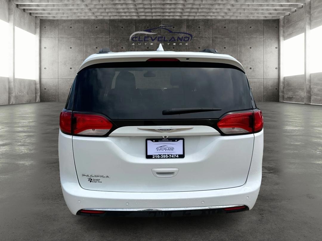 Chrysler Pacifica  2017
