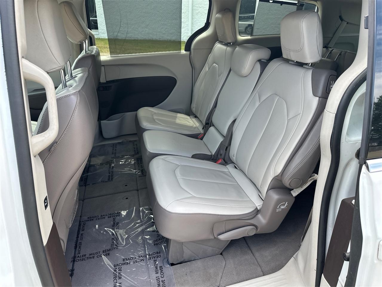 Chrysler Pacifica  2017