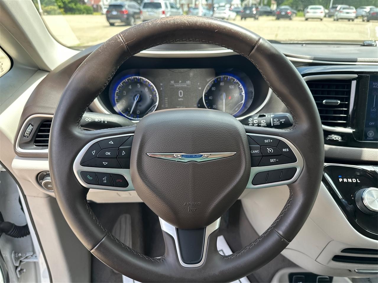 Chrysler Pacifica  2017