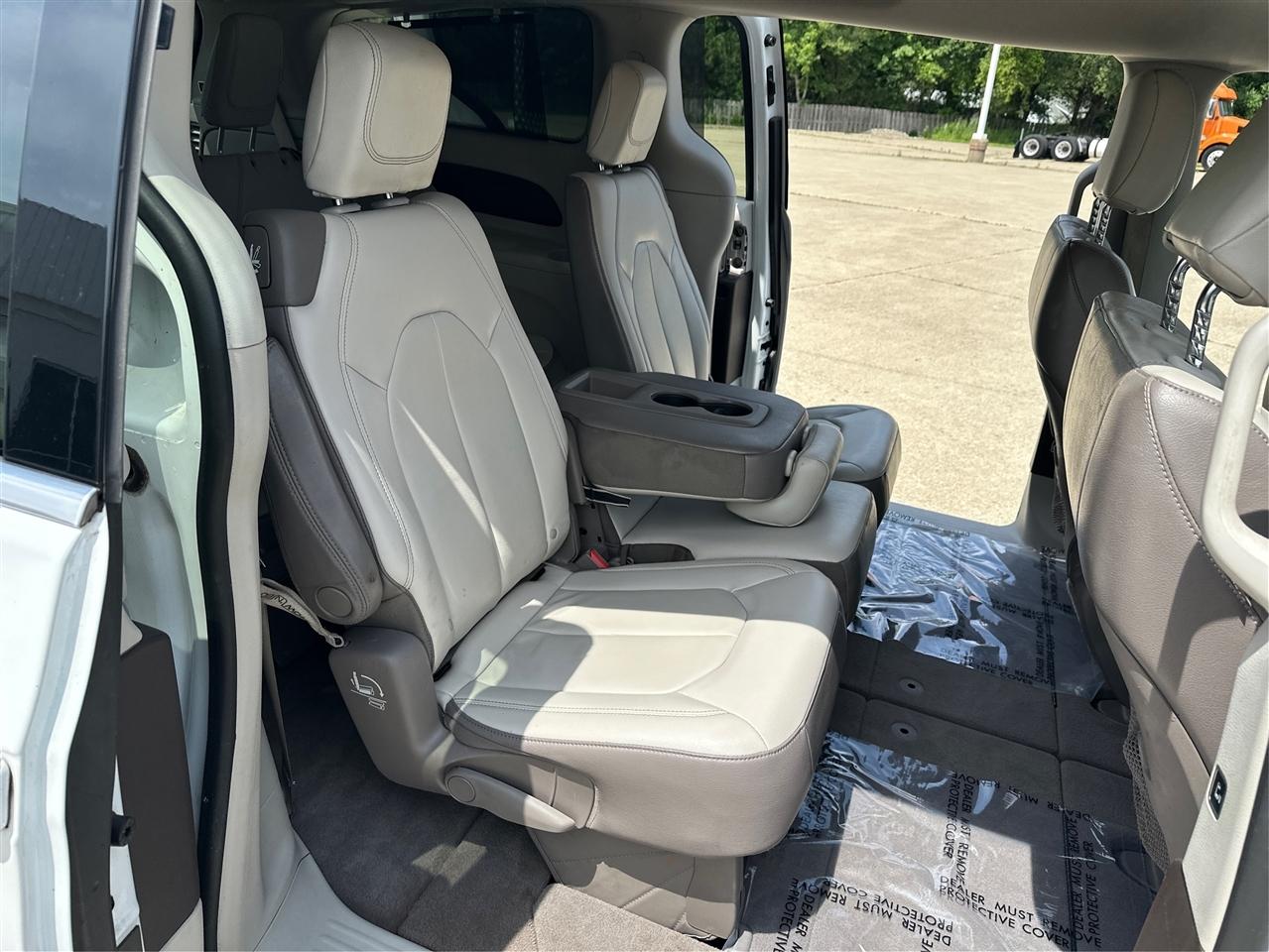 Chrysler Pacifica  2017