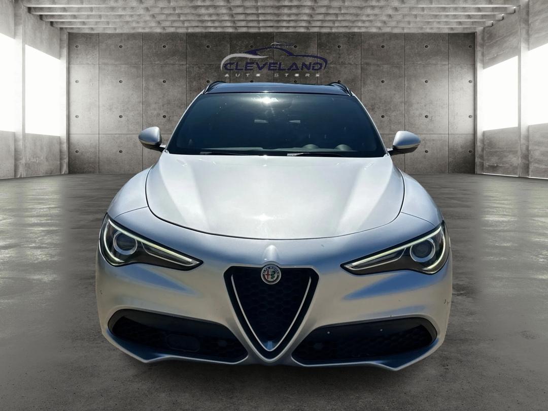 Alfa Romeo Stelvio  2018