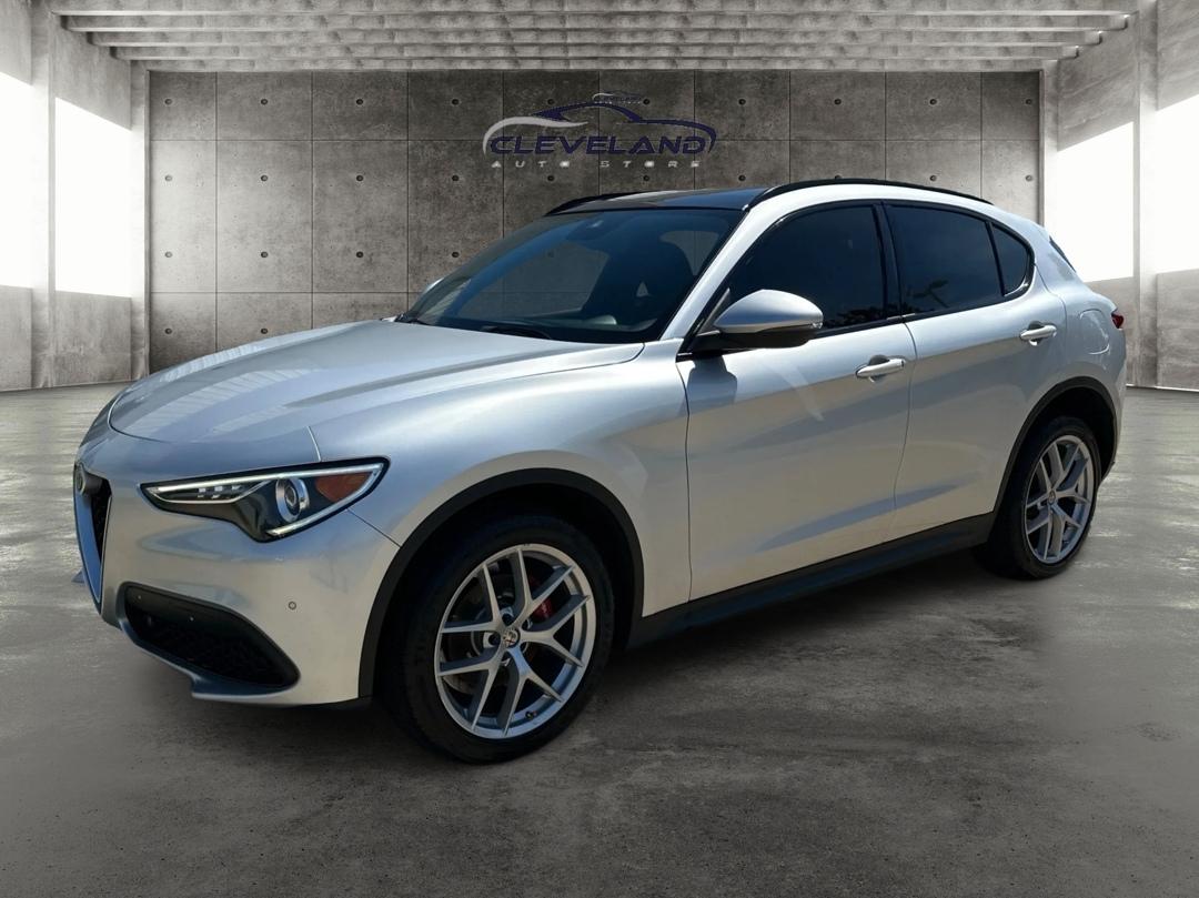 Alfa Romeo Stelvio  2018