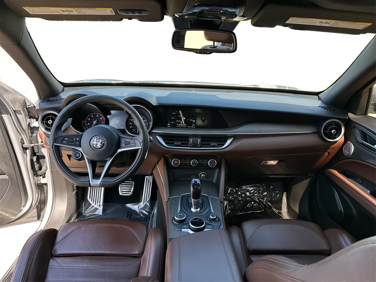 Alfa Romeo Stelvio  2018