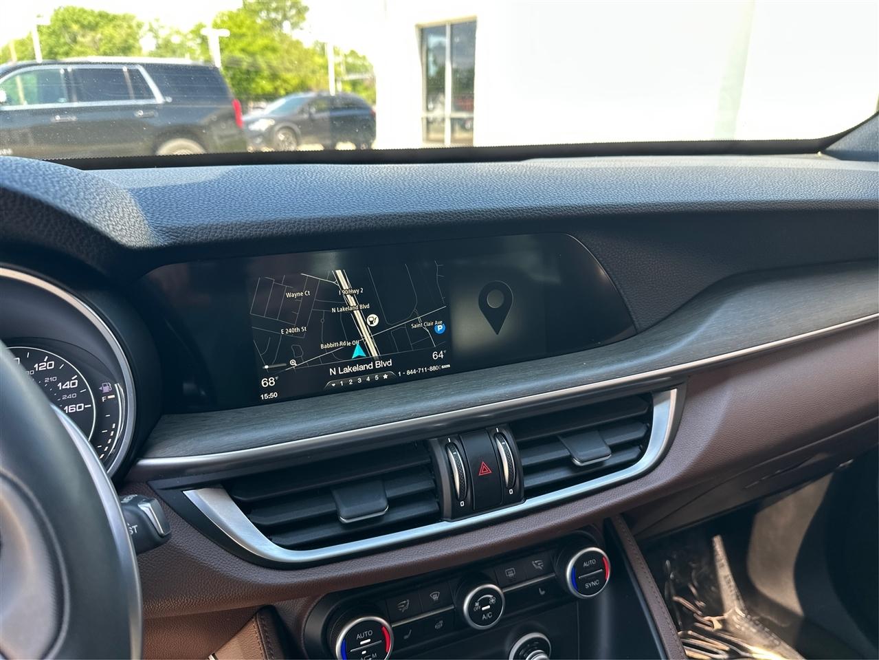 Alfa Romeo Stelvio  2018