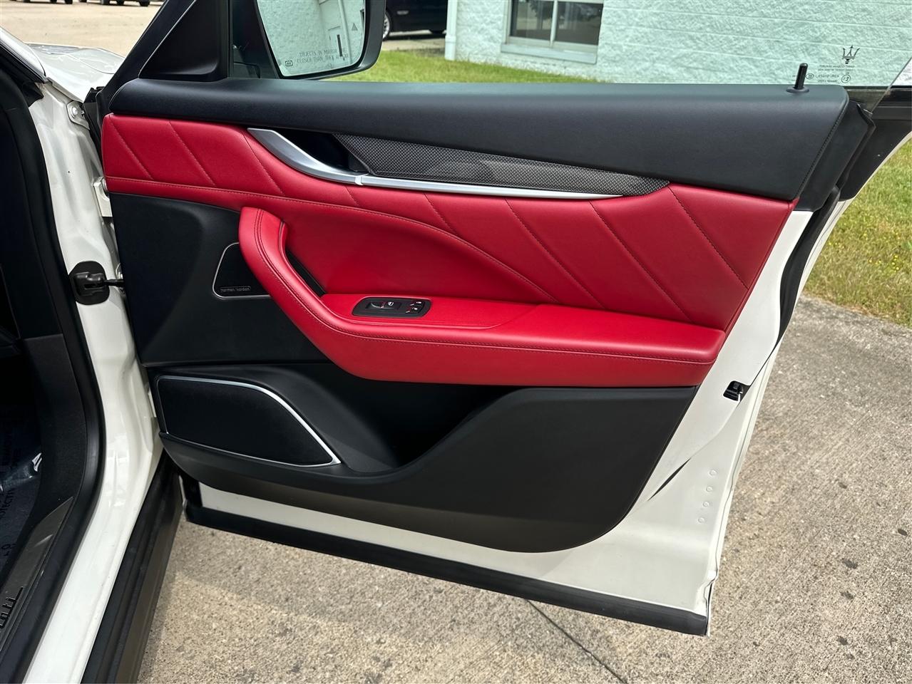 Maserati Levante  2019