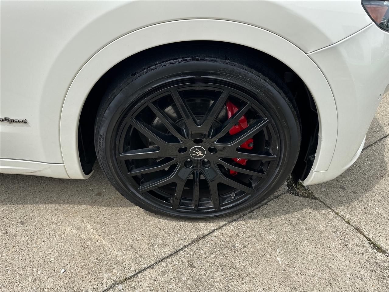 Maserati Levante  2019