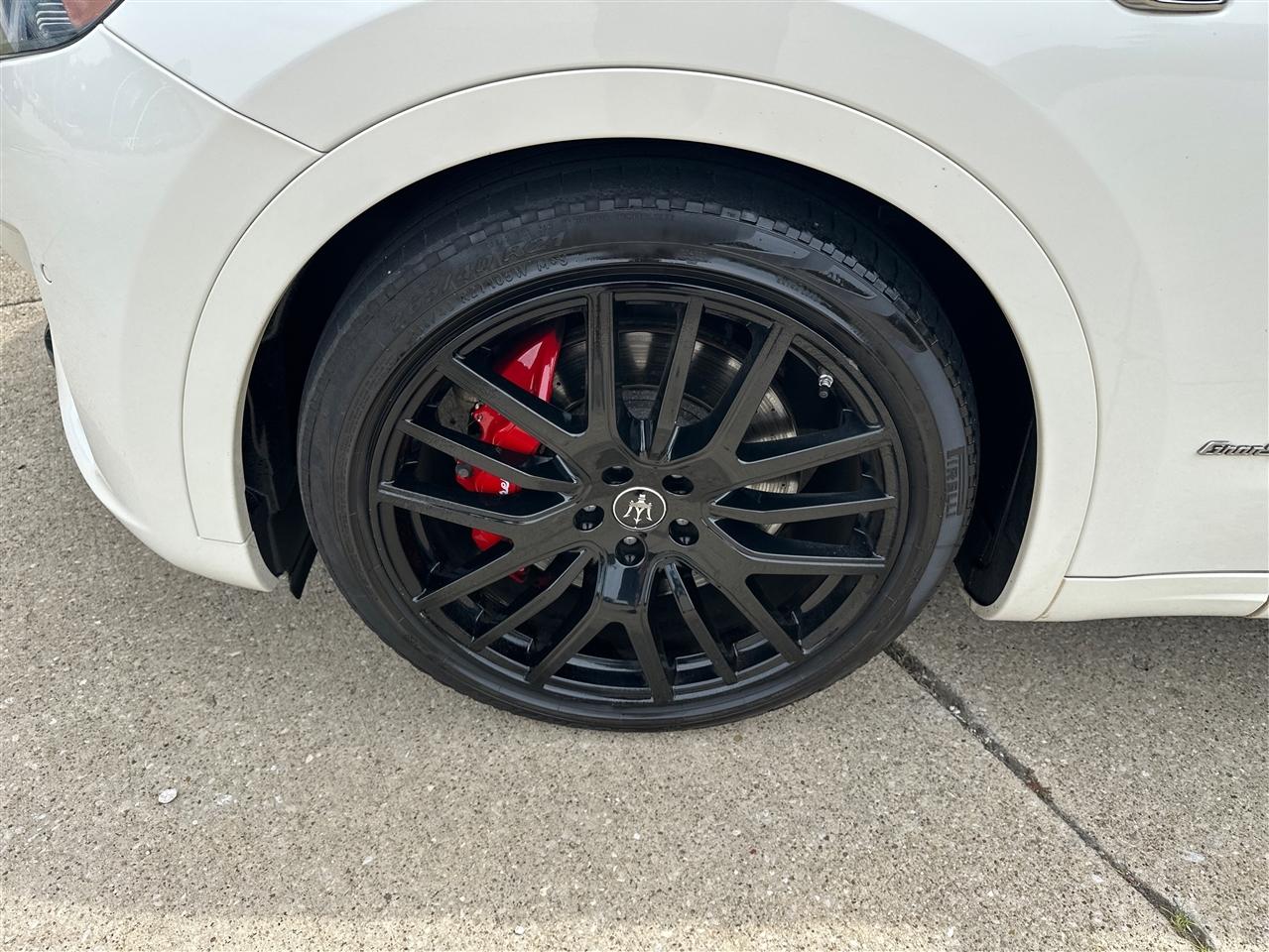 Maserati Levante  2019