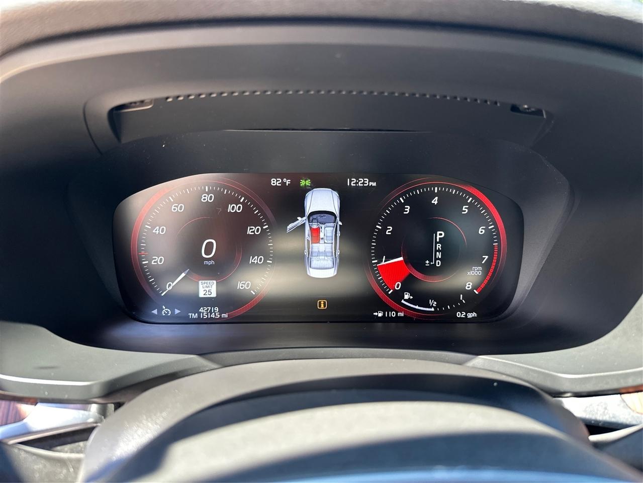 Volvo S60 T5 Momentum 2021
