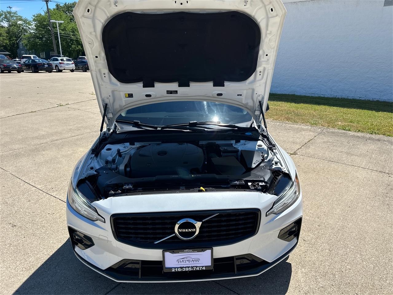 Volvo S60 T5 Momentum 2021