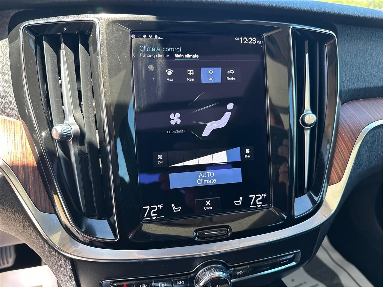 Volvo S60 T5 Momentum 2021