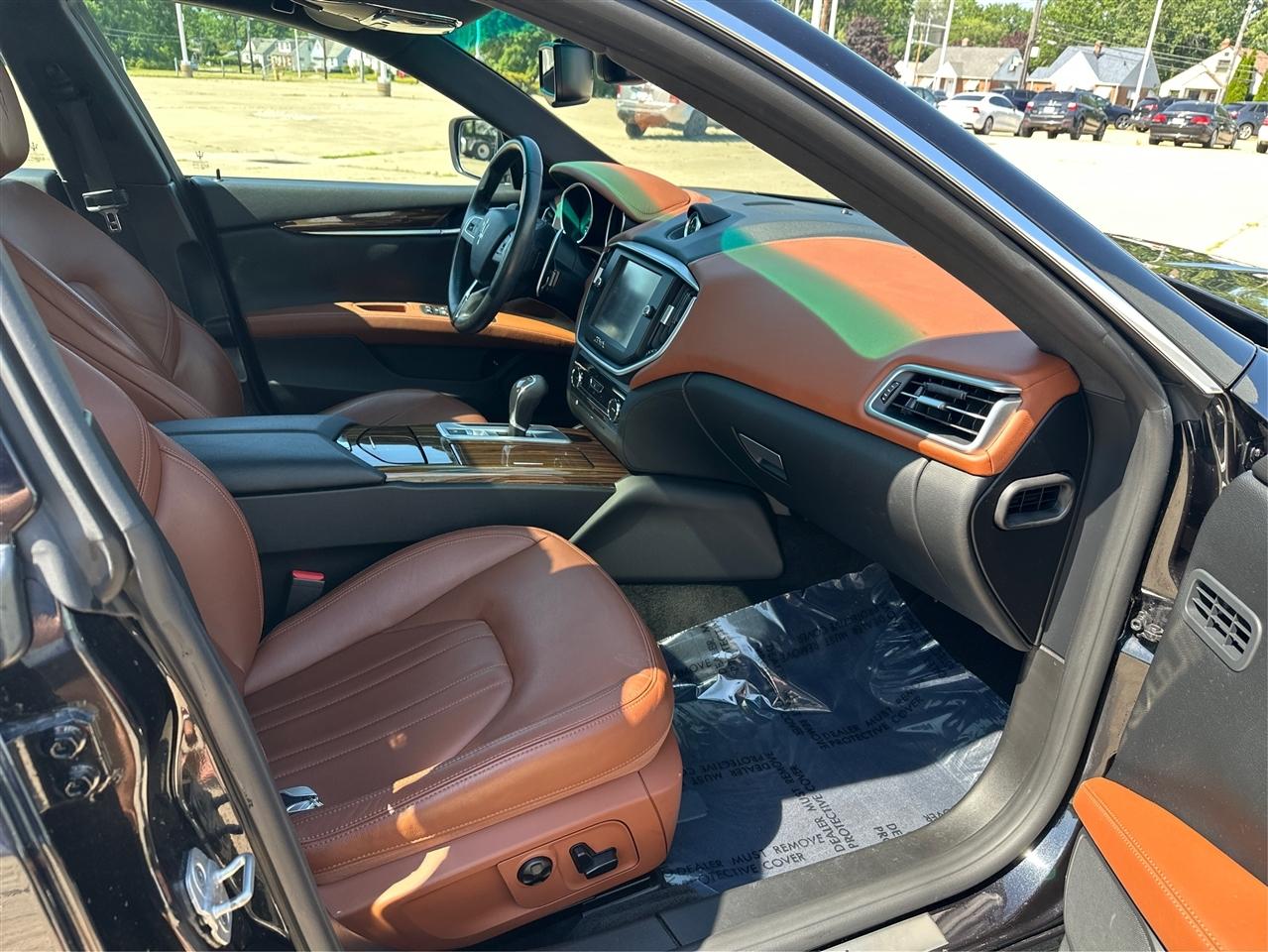Maserati Ghibli  2014