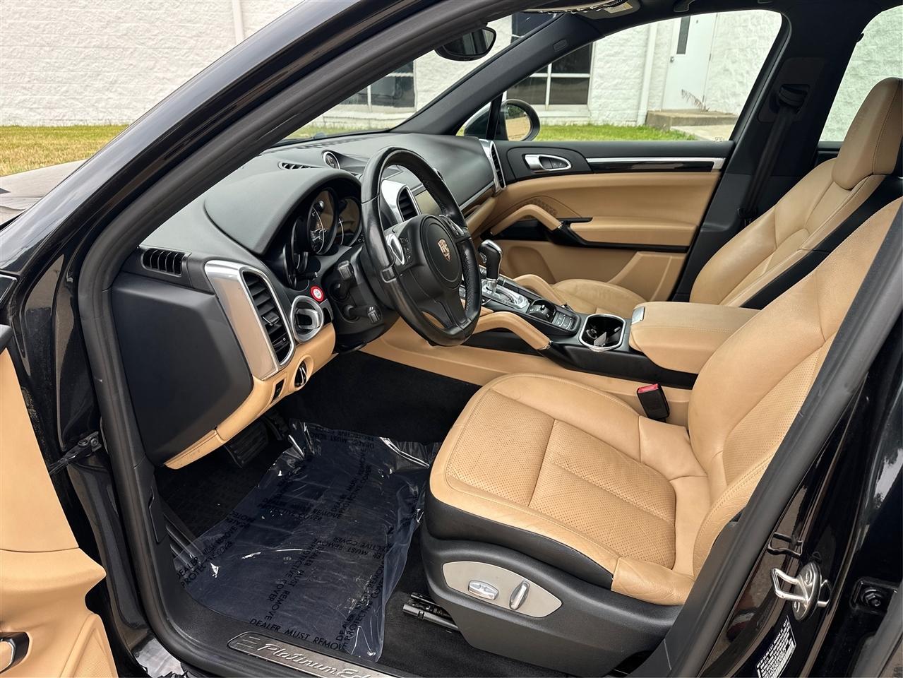 Porsche Cayenne  2014