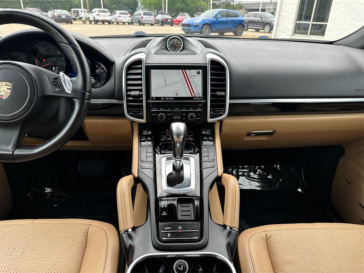 Porsche Cayenne  2014
