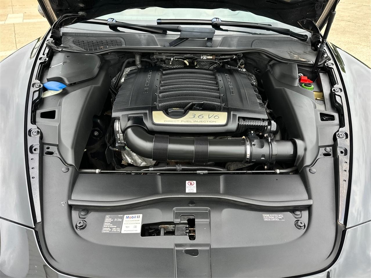 Porsche Cayenne  2014