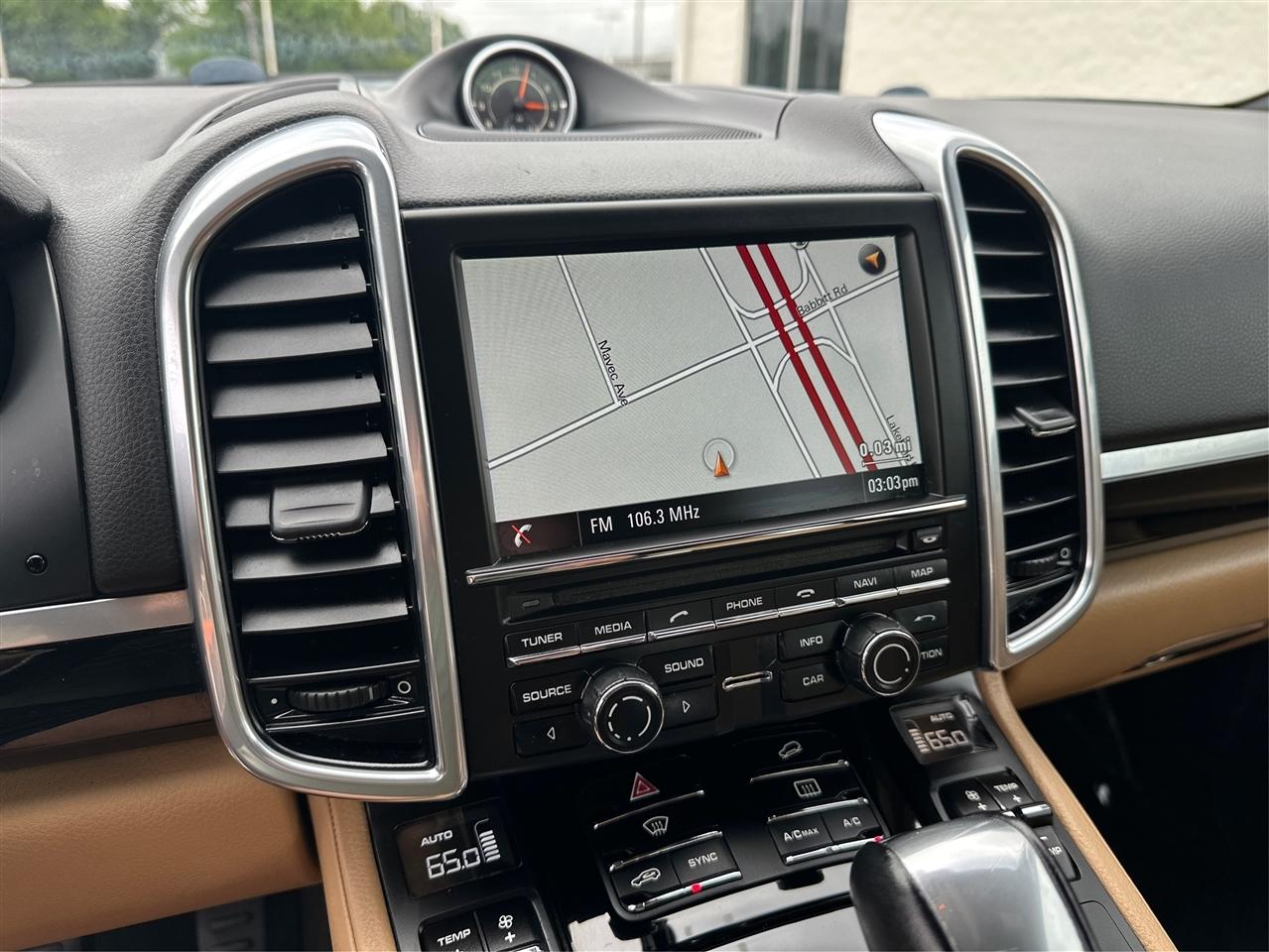 Porsche Cayenne  2014