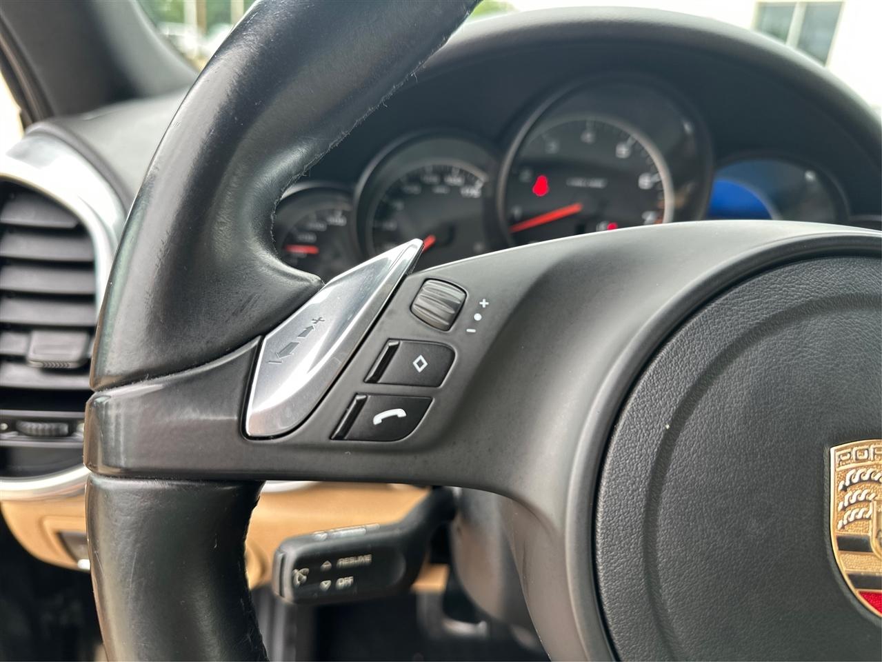 Porsche Cayenne  2014