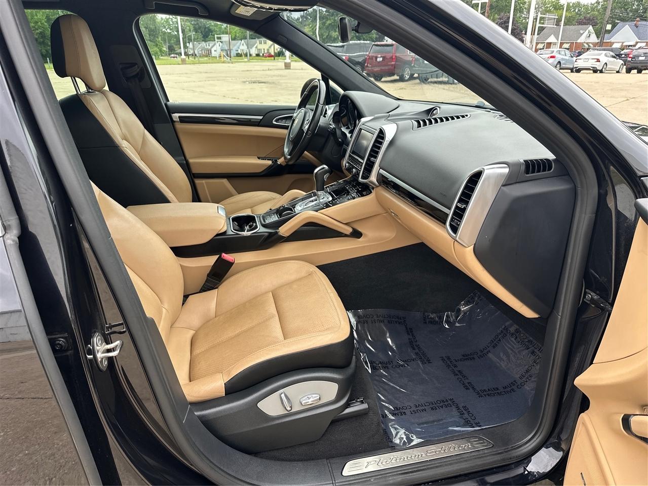Porsche Cayenne  2014