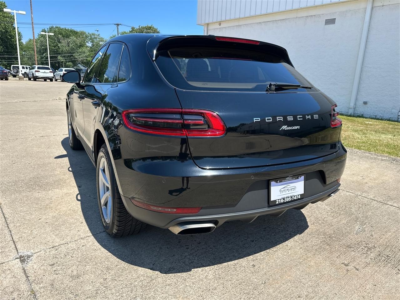 Porsche Macan  2017
