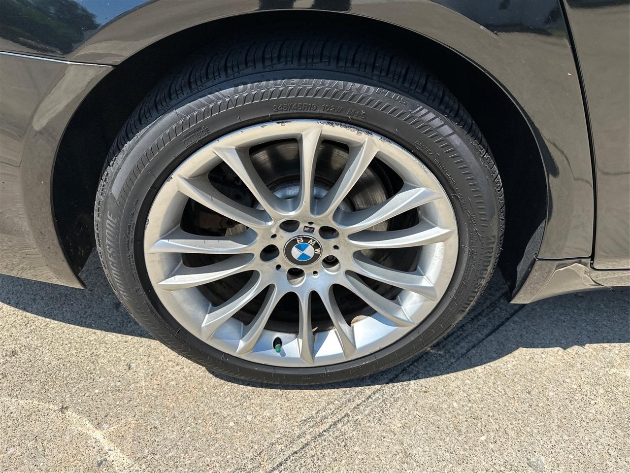 BMW 7-Series  2015