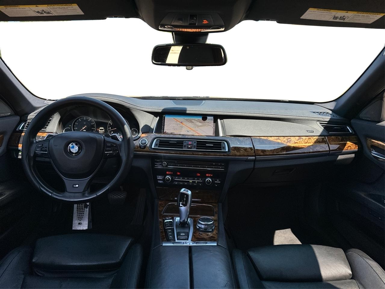 BMW 7-Series  2015