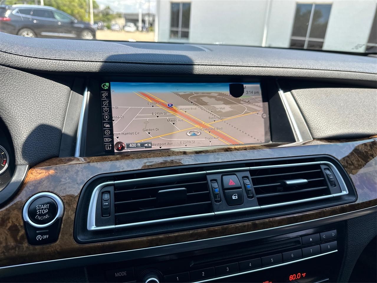 BMW 7-Series  2015