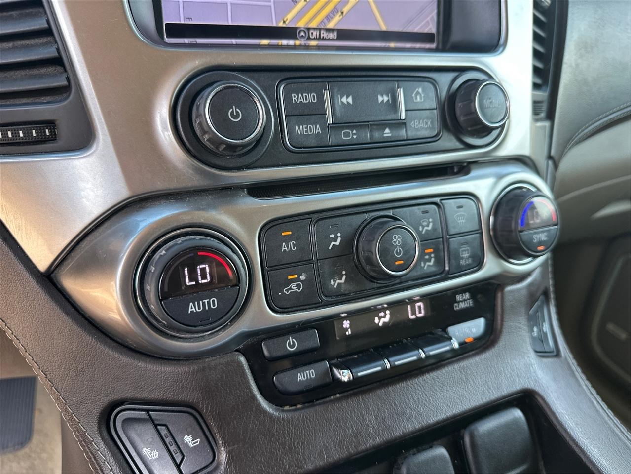 Chevrolet Tahoe  2017