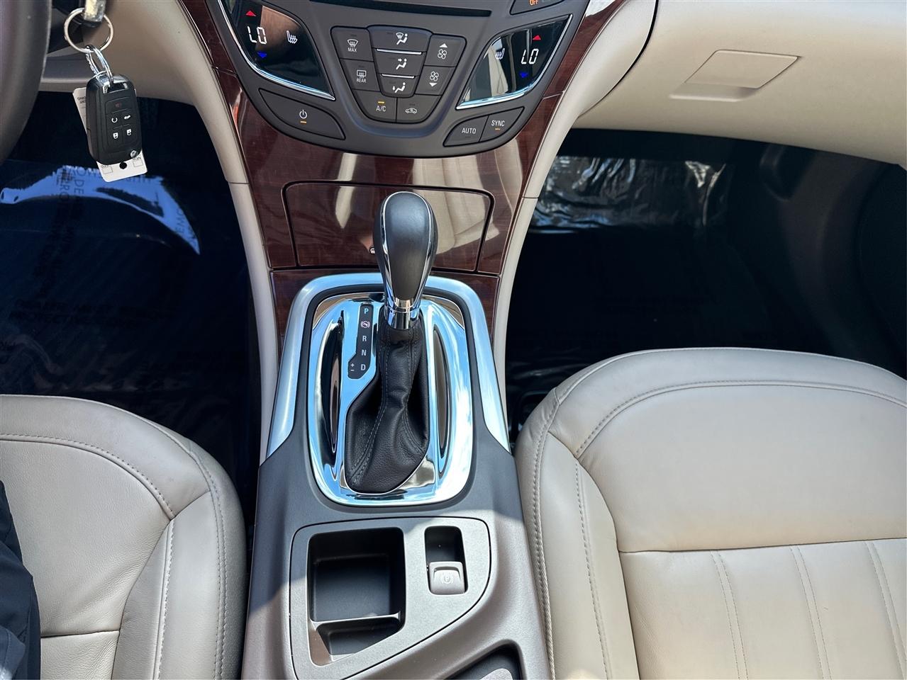 Buick Regal  2017
