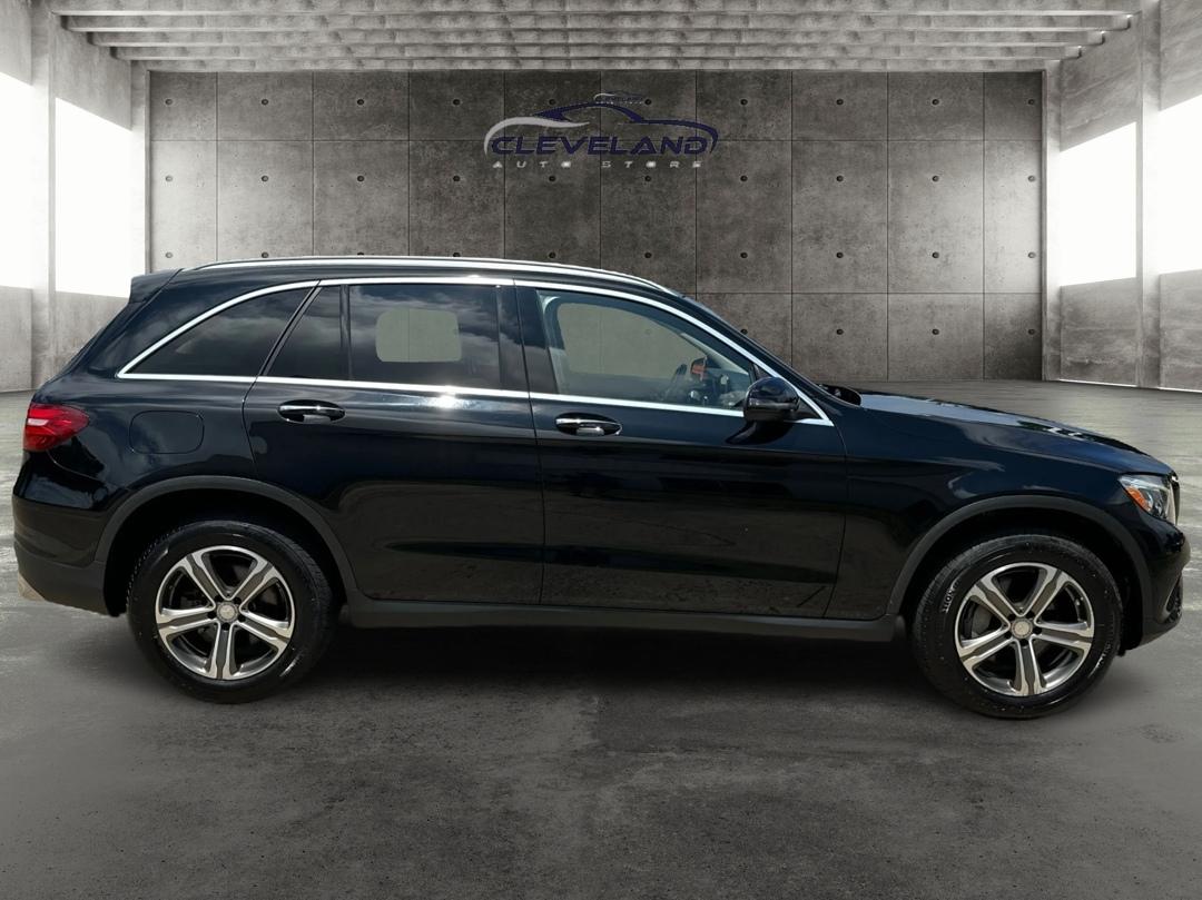 Mercedes-Benz GLC-Class  2016