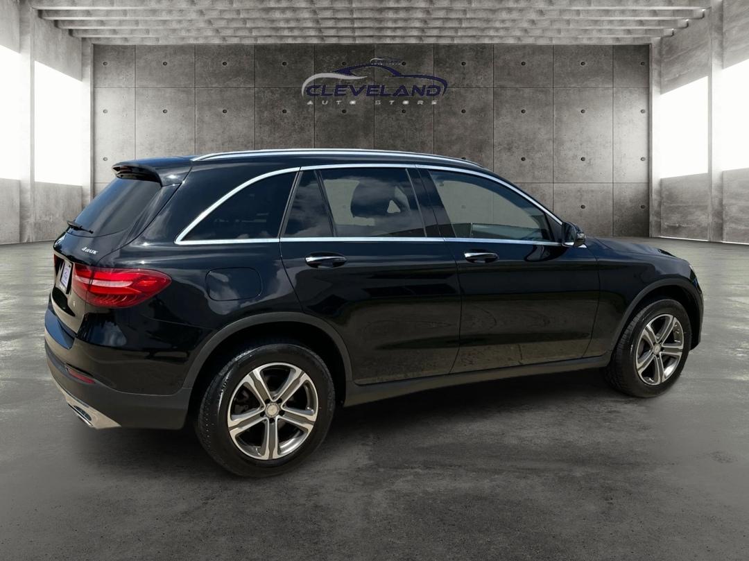 Mercedes-Benz GLC-Class  2016